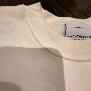 Cream Sweatfleece Cozy Fleece Top. Aritzia NWT little mayo in collar will wash